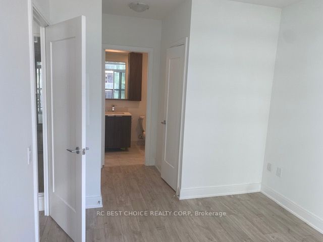 65 Annie Craig Dr, #1106