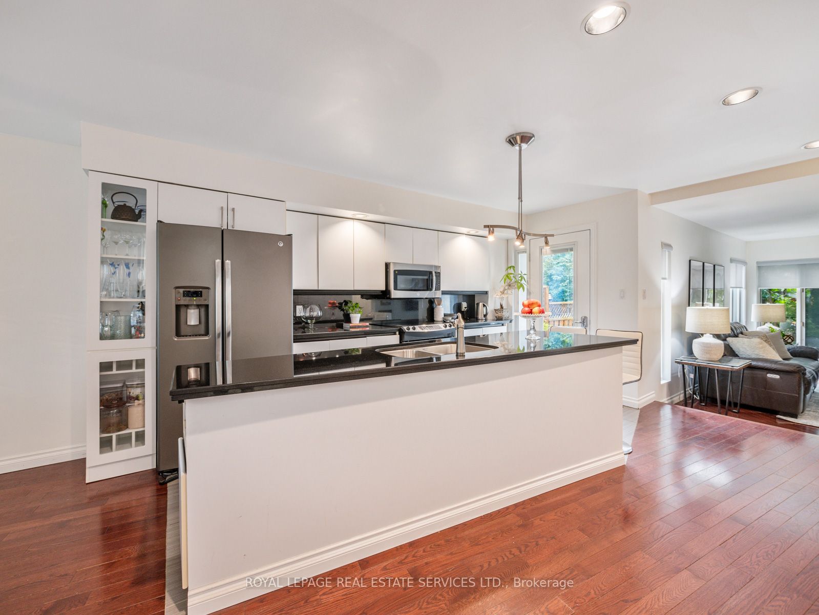 490 Windermere Ave