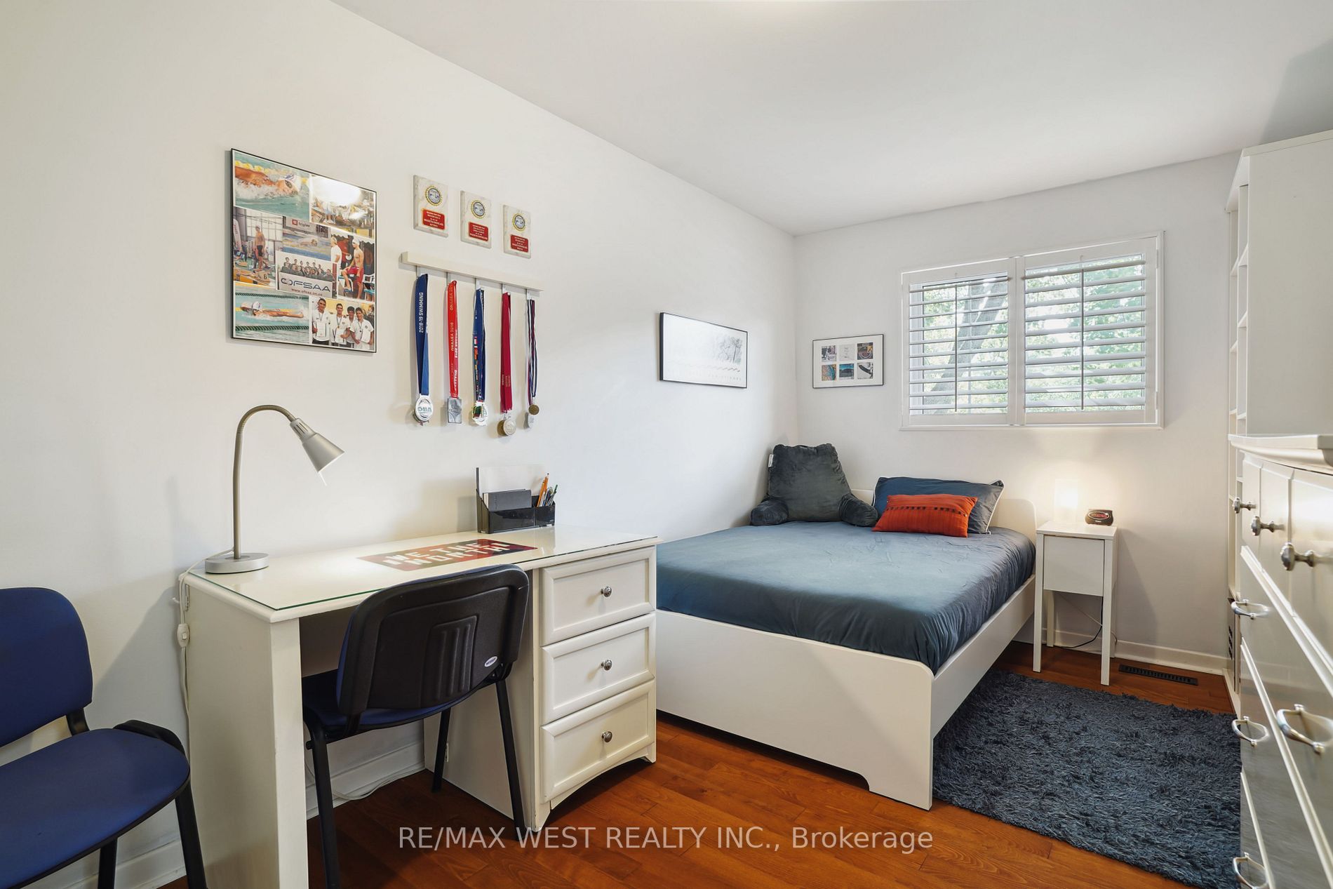 305 Sunset Dr