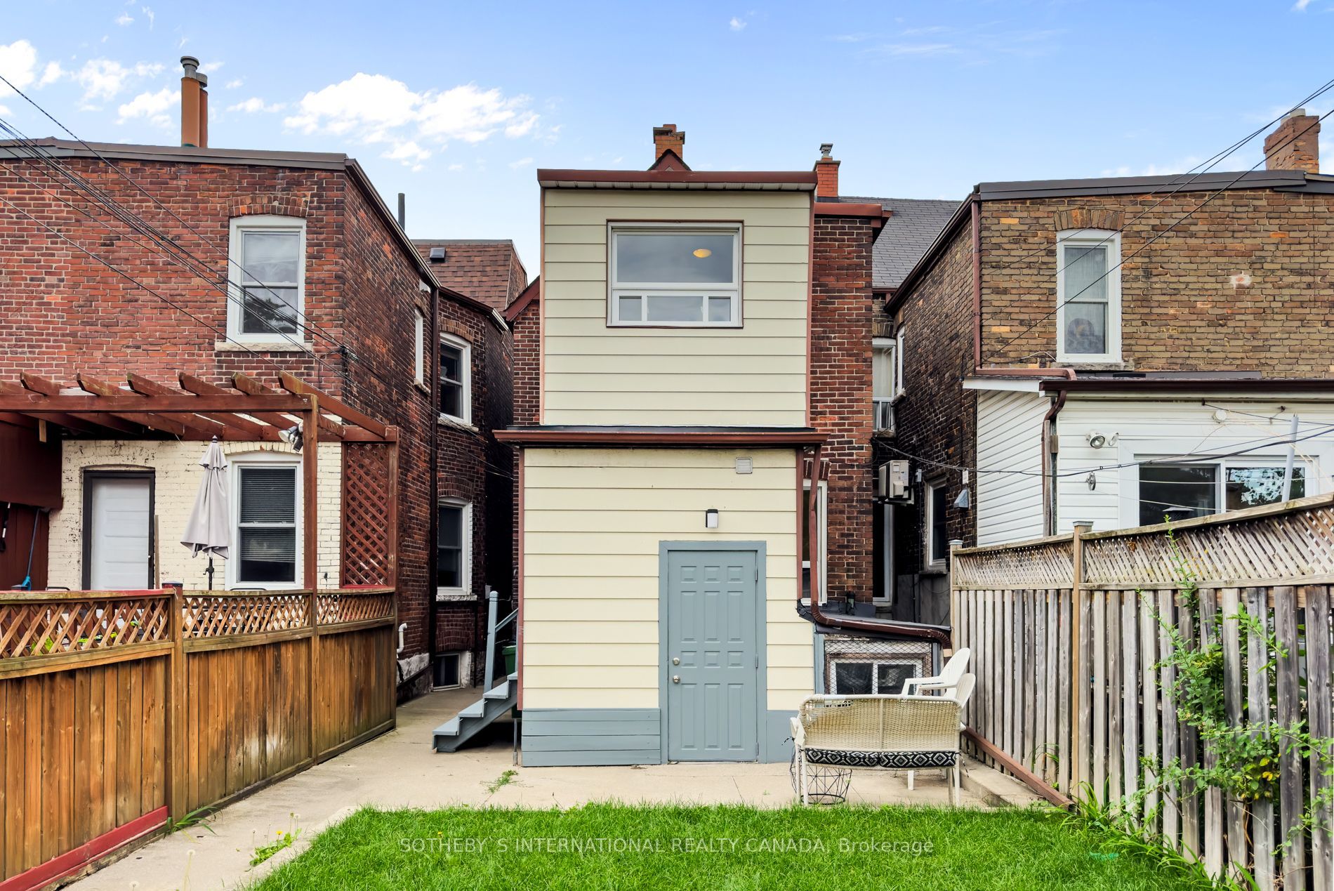 375 Westmoreland Avenue