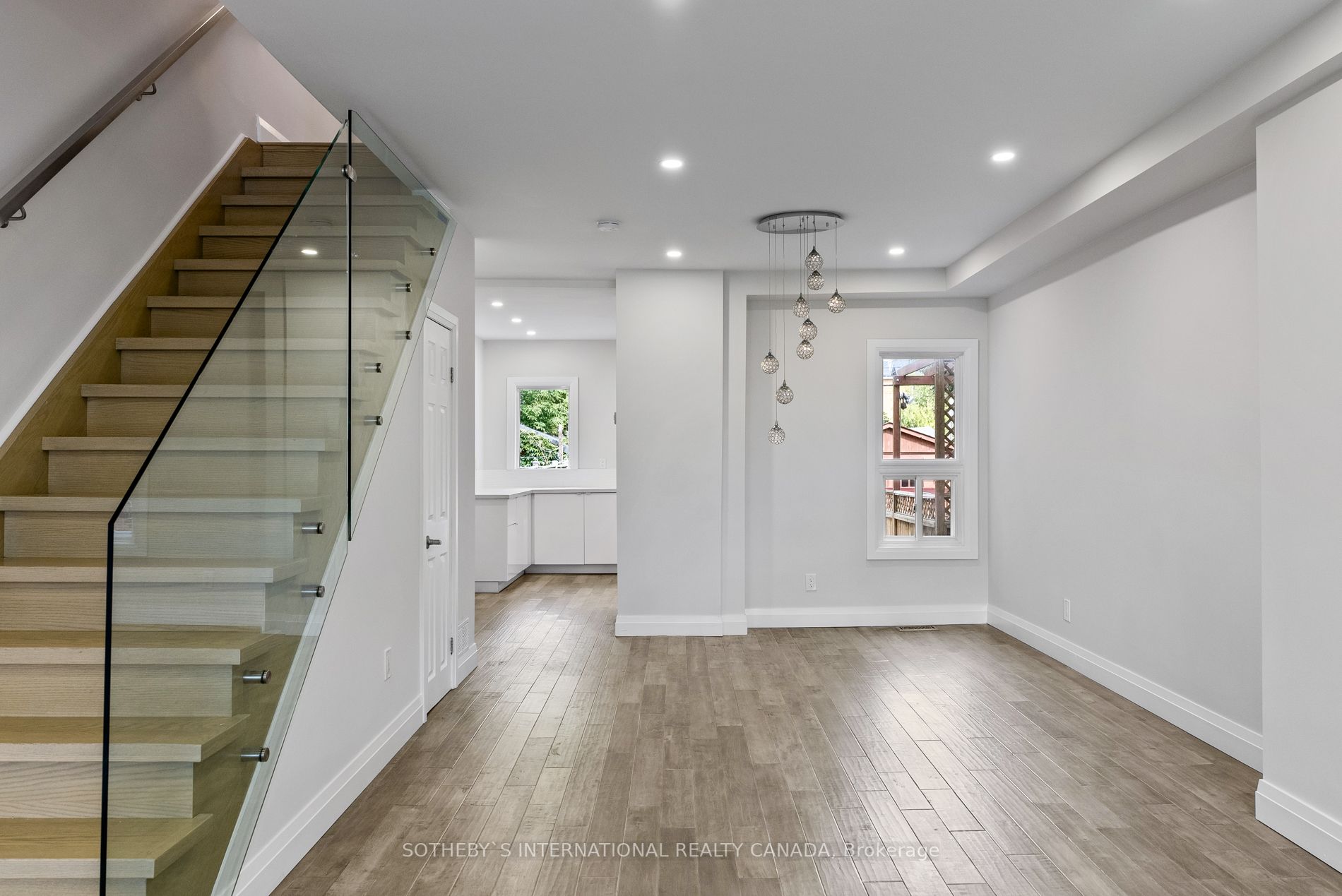 375 Westmoreland Ave