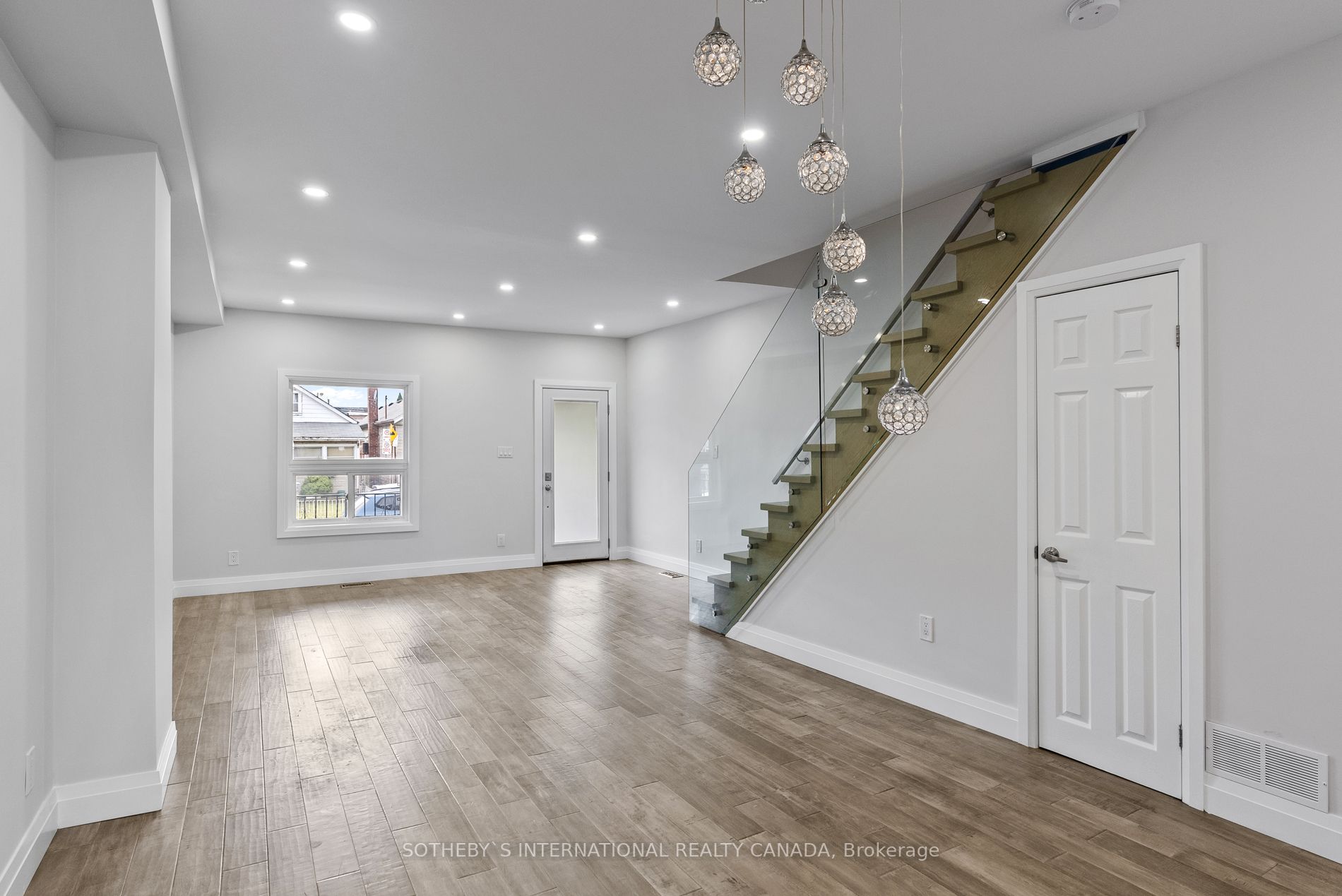 375 Westmoreland Avenue