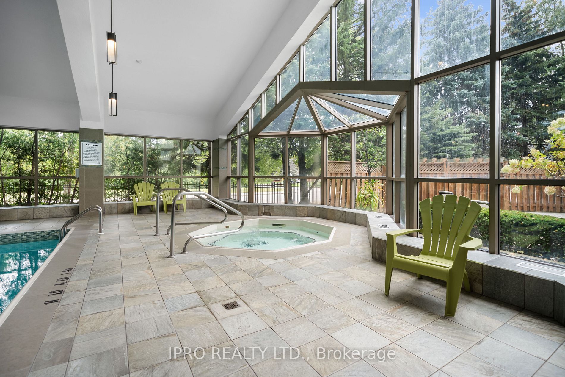 75 King St E, #206