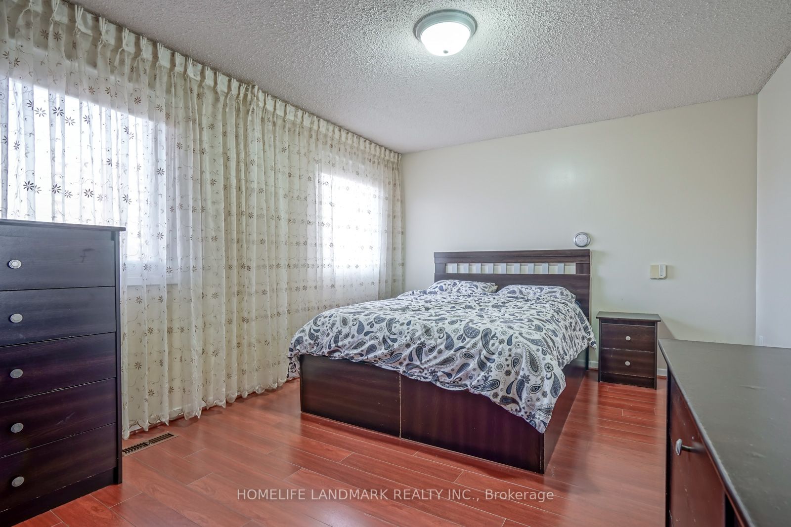 15 Hanson Rd