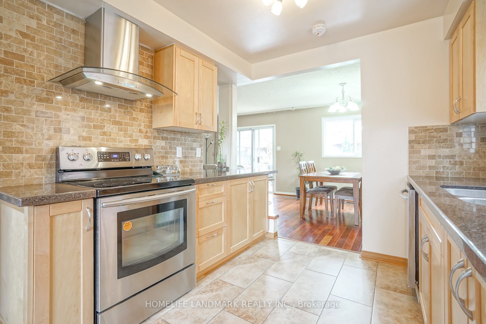 15 Hanson Rd