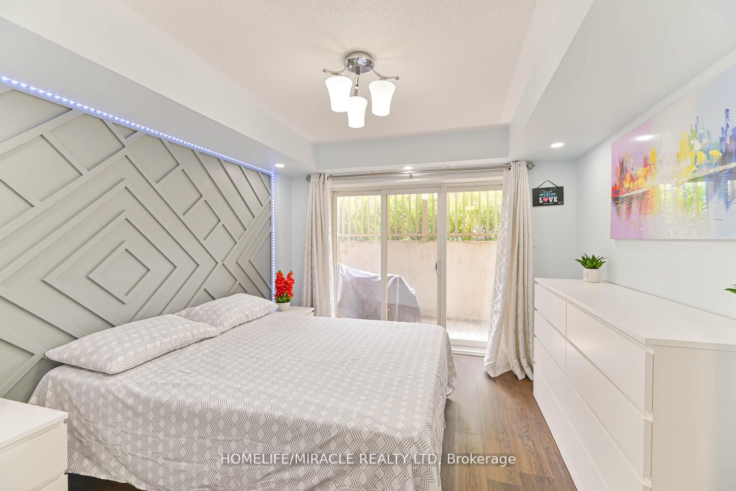 5050 Intrepid Dr, #56