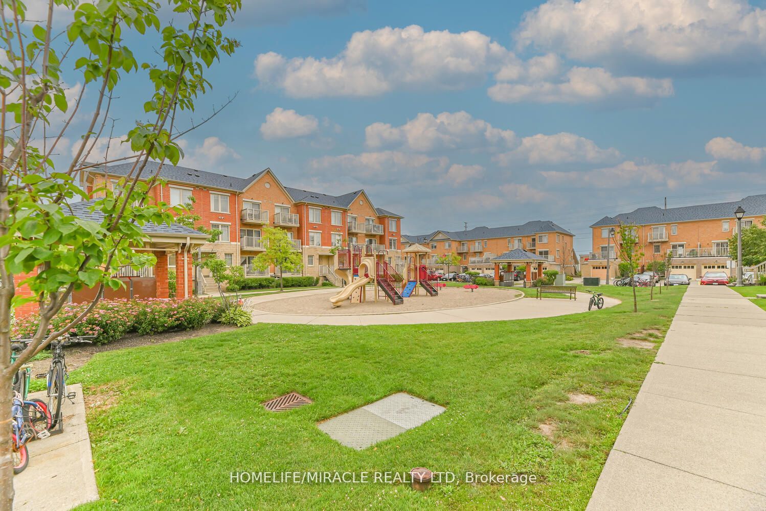 5050 Intrepid Dr, #56