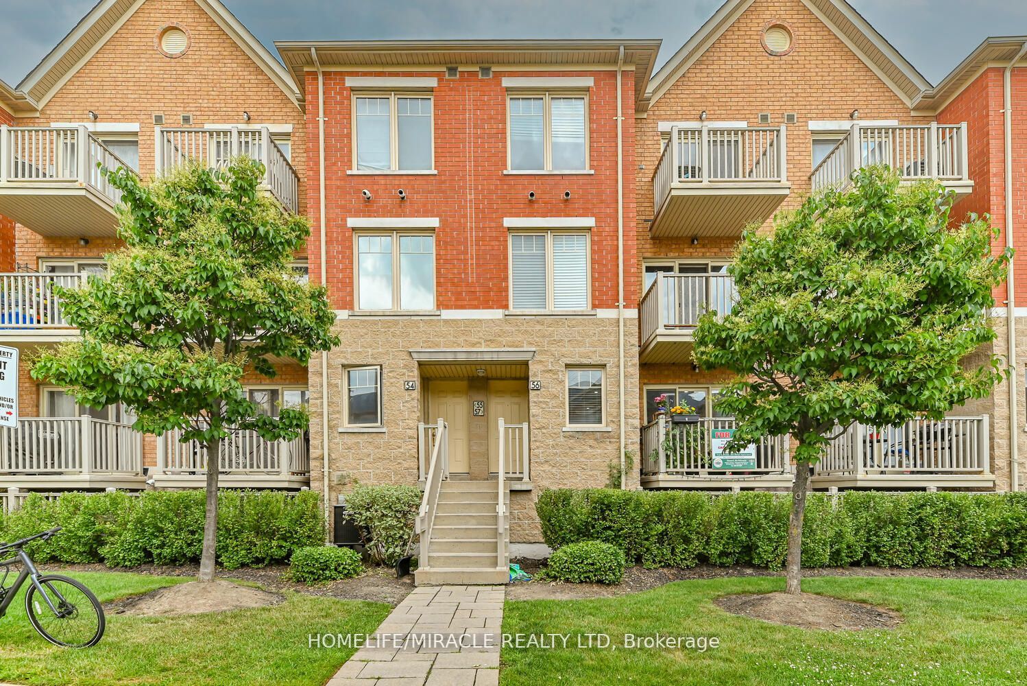 5050 Intrepid Dr, #56