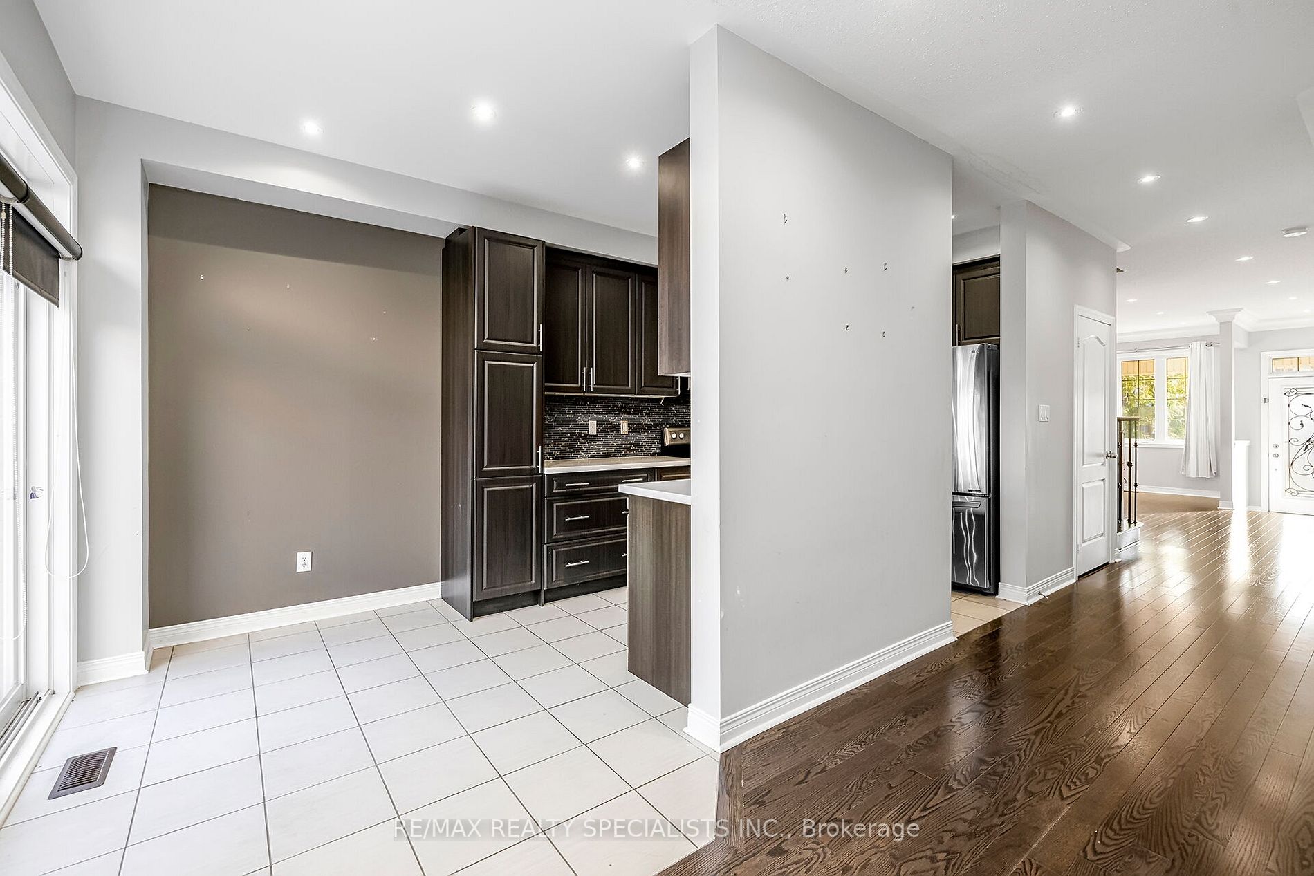 89 Sky Harbour Dr