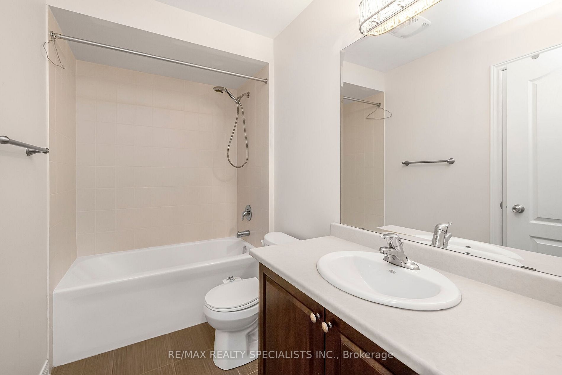 89 Sky Harbour Dr
