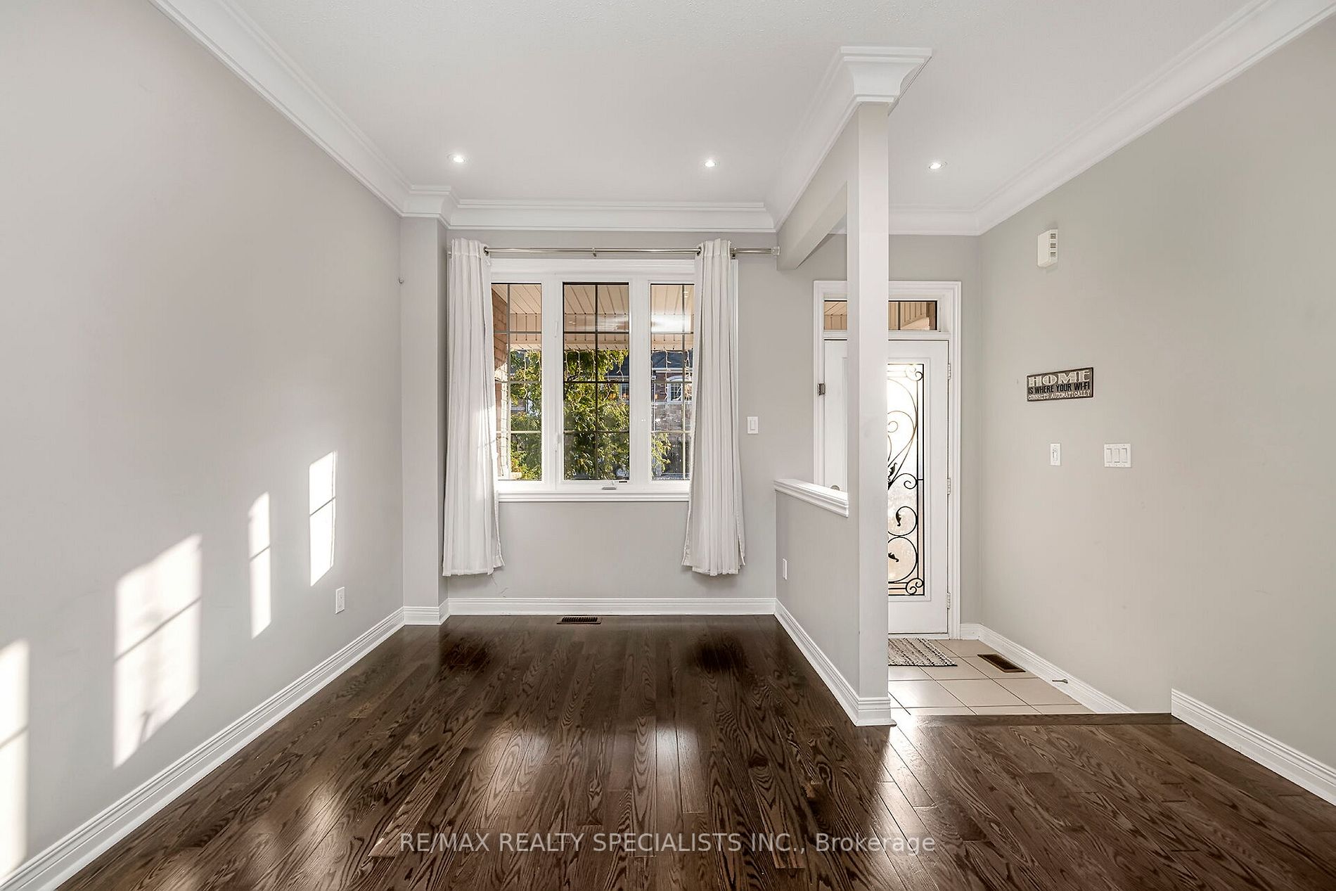 89 Sky Harbour Dr