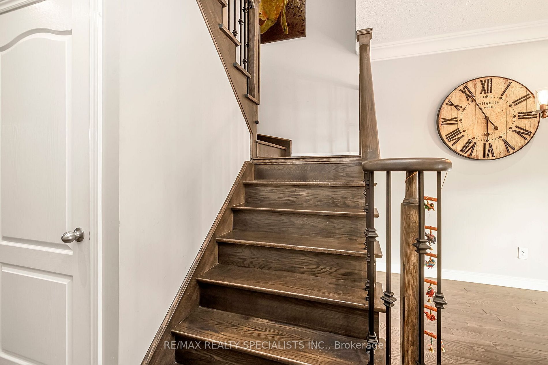 89 Sky Harbour Dr