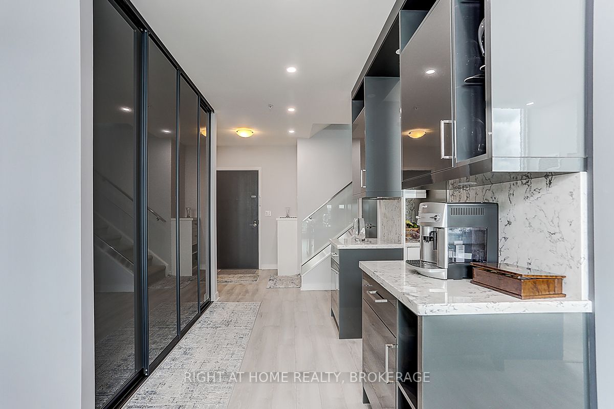 3985 GRAND PARK Drive, #PH2803