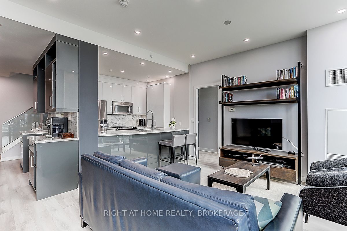 3985 GRAND PARK Drive, #PH2803