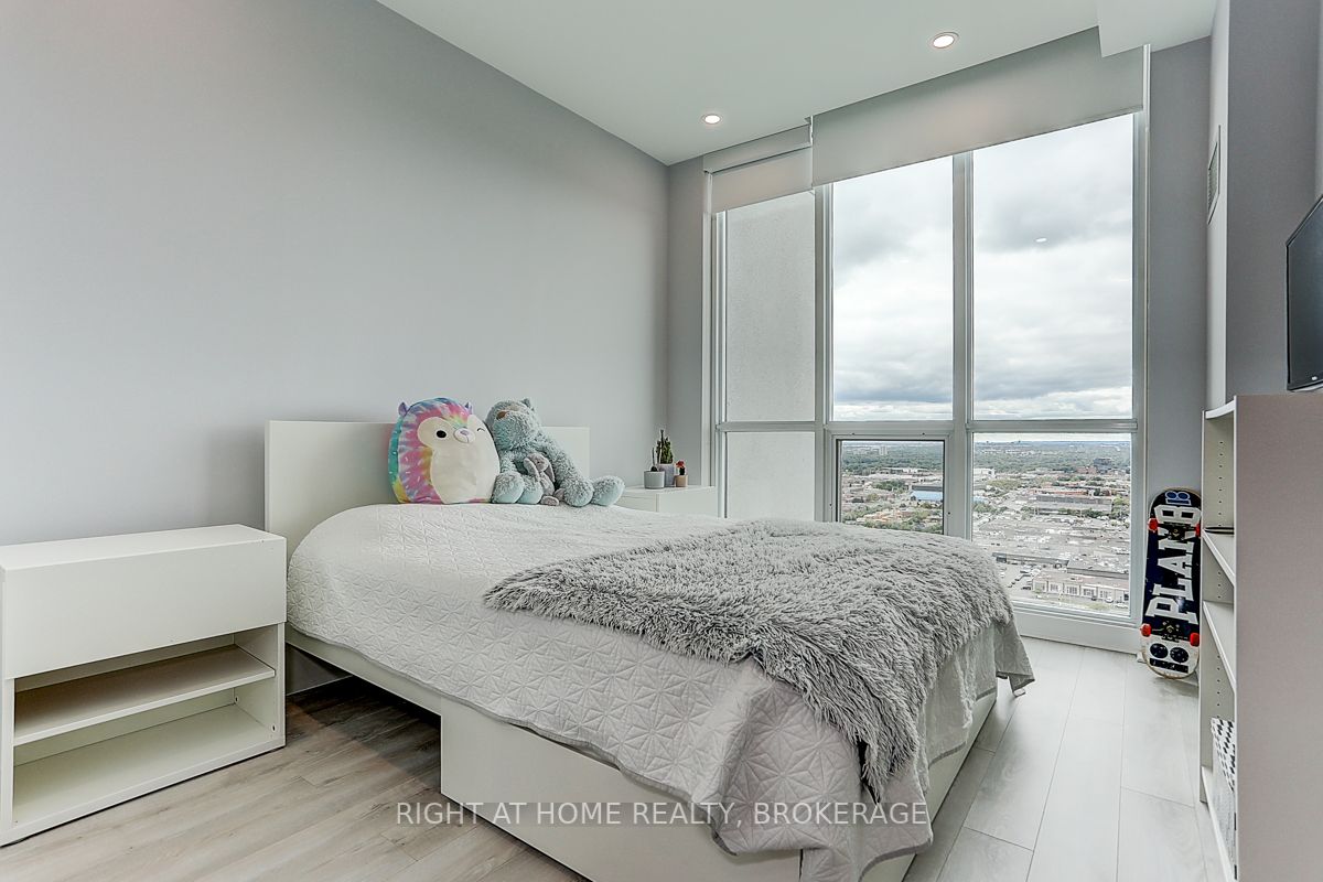 3985 GRAND PARK Drive, #PH2803