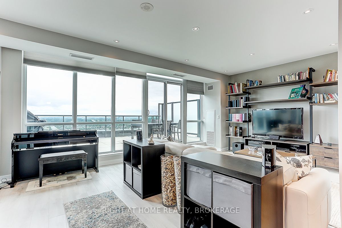 3985 GRAND PARK Drive, #PH2803