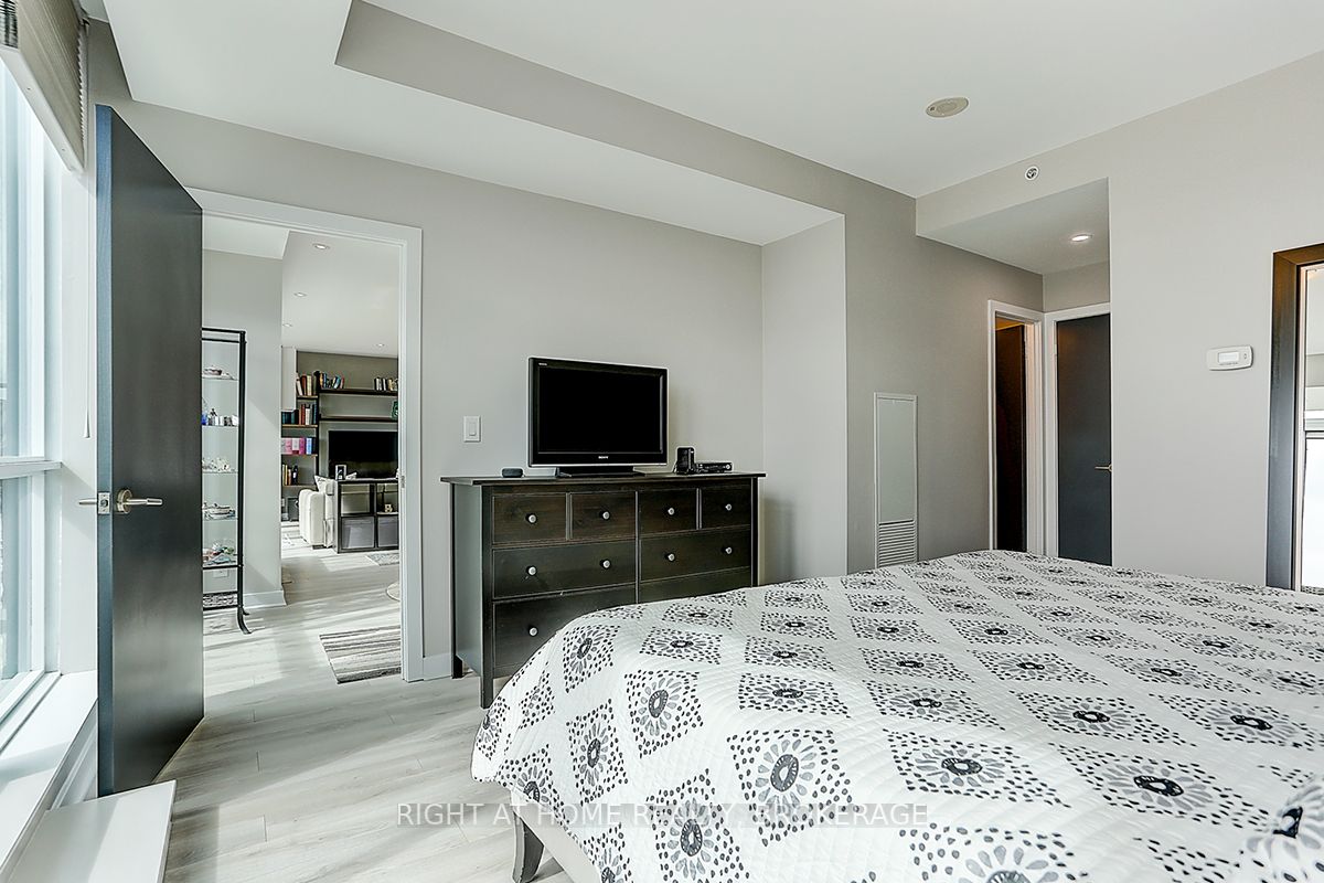 3985 GRAND PARK Drive, #PH2803