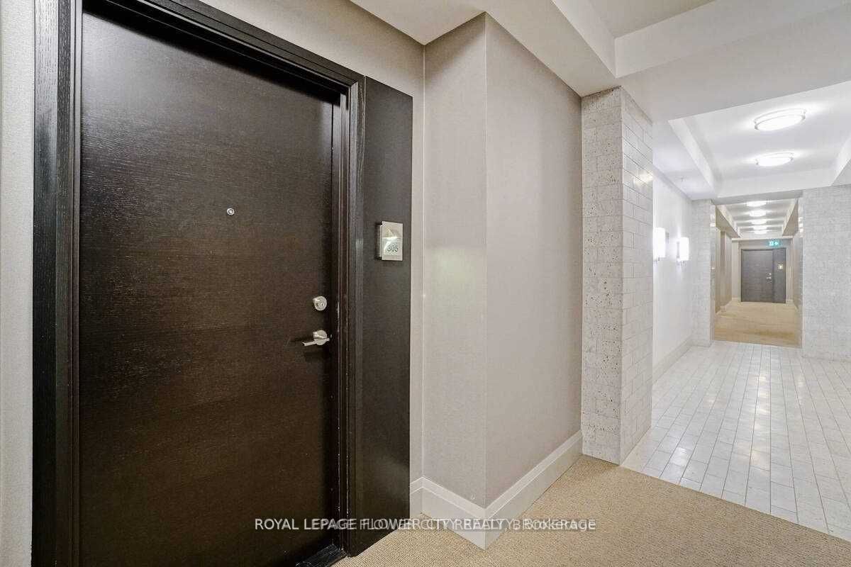 55 Yorkland Boulevard W, #305