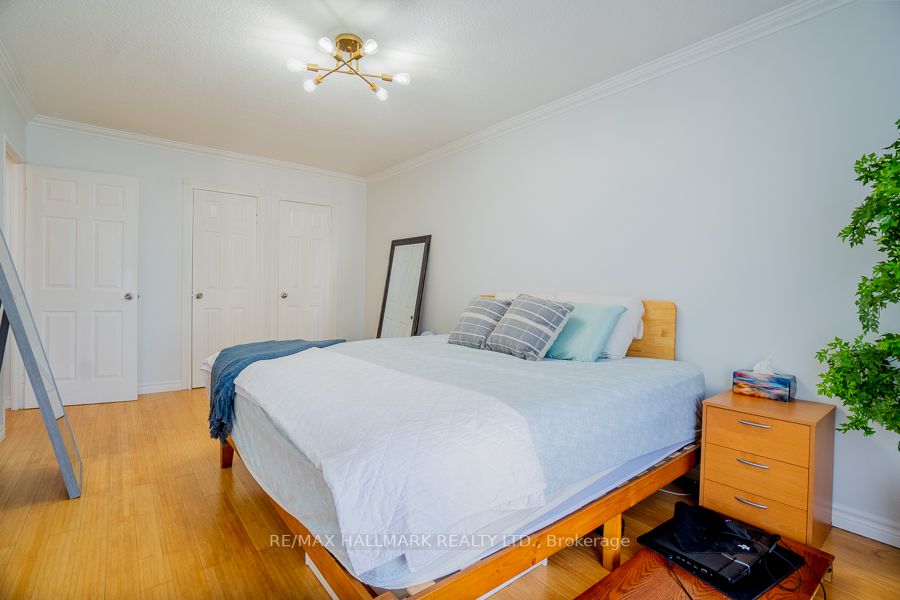 135 Marlee Avenue, #1103