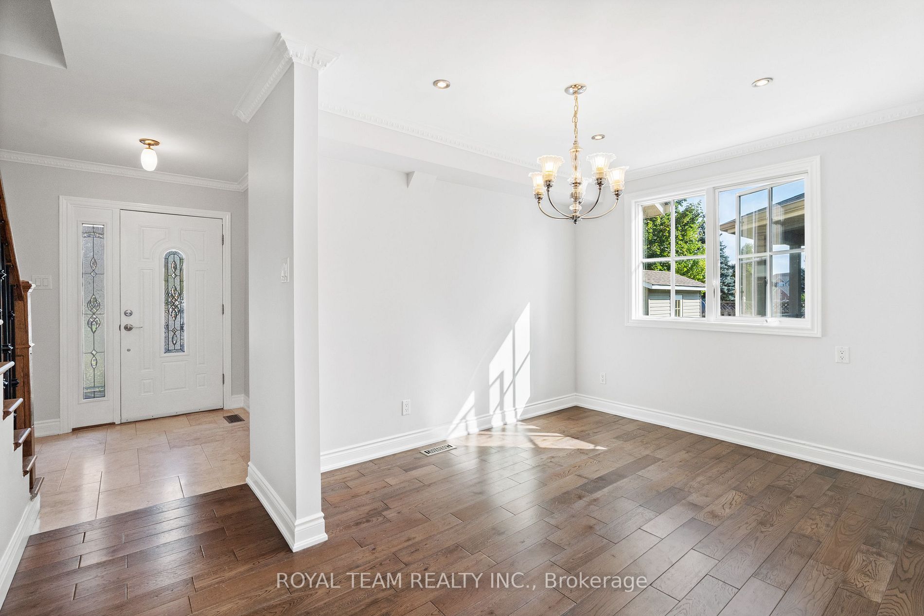 35 Glenmanor Drive