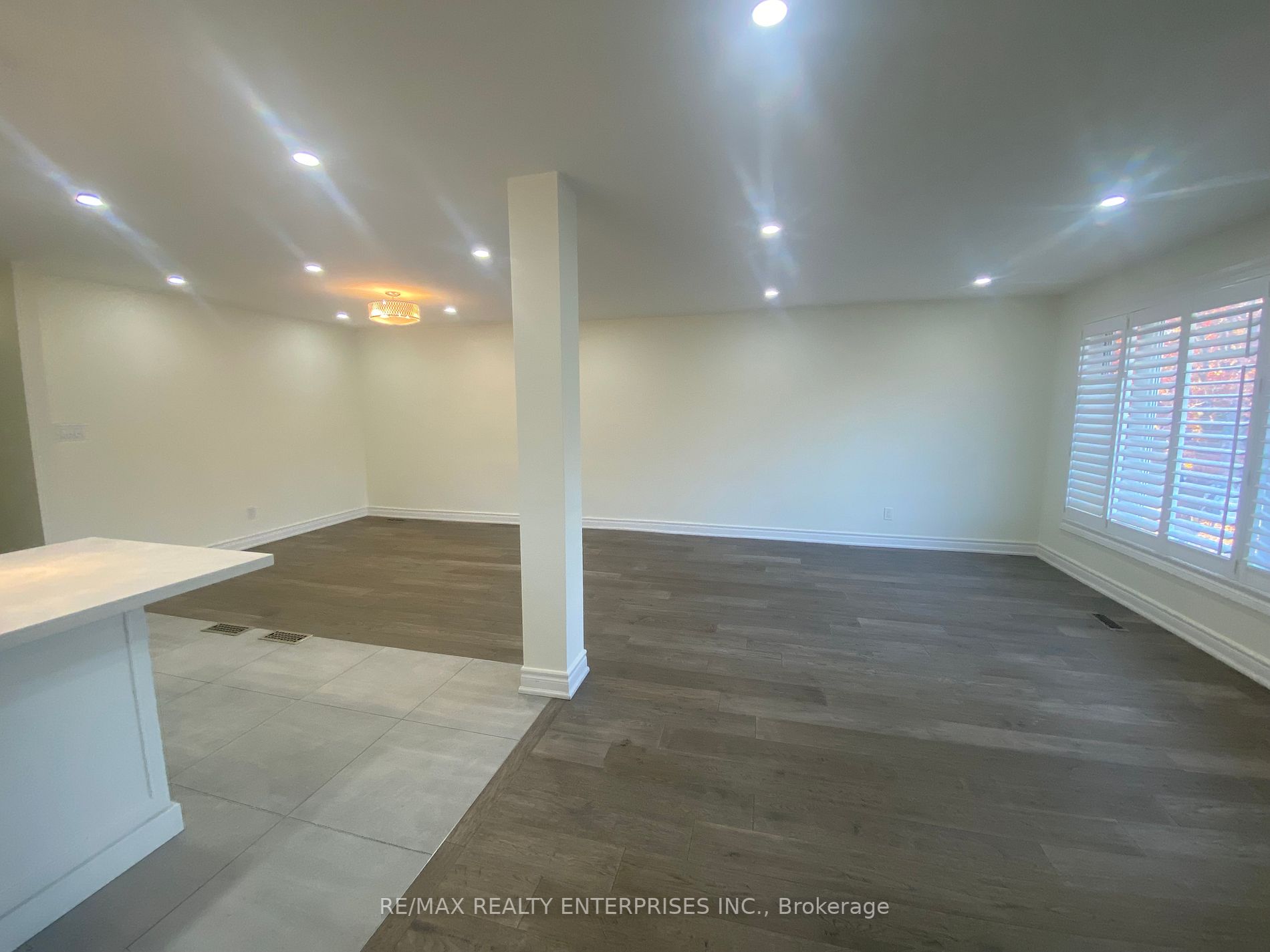 3370 Queen Frederica Drive, #UPPER