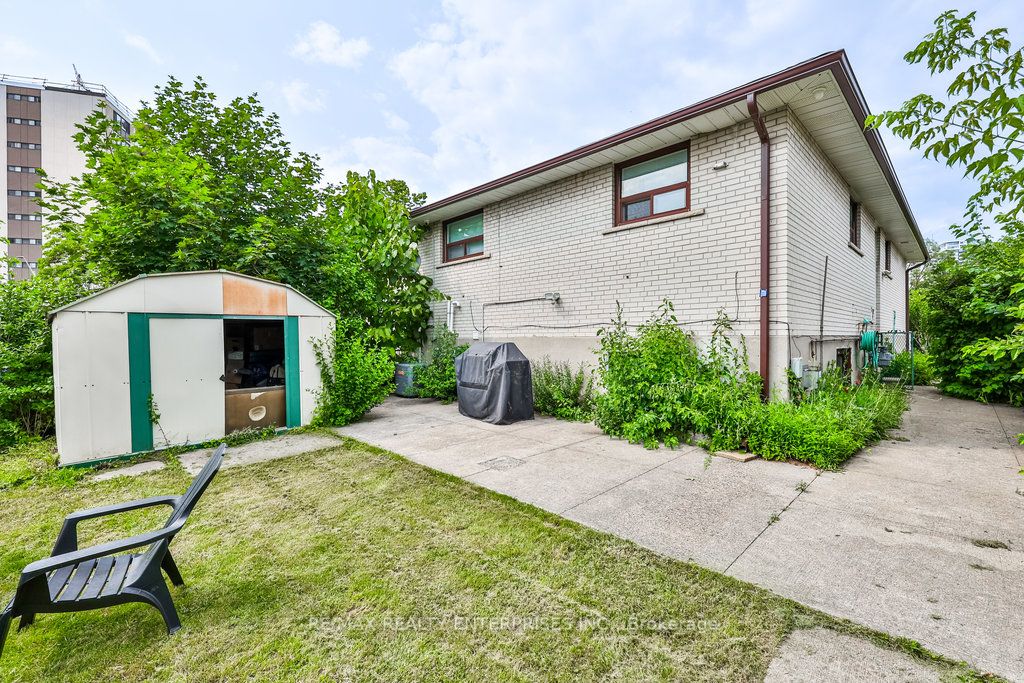 3370 Queen Frederica Drive, #UPPER