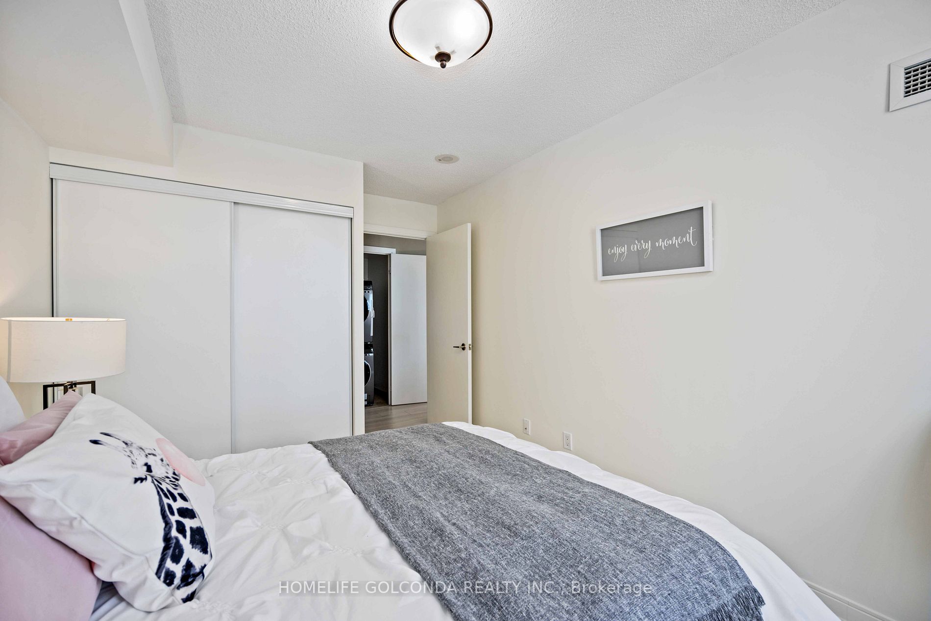 35 Viking Lane, #1140