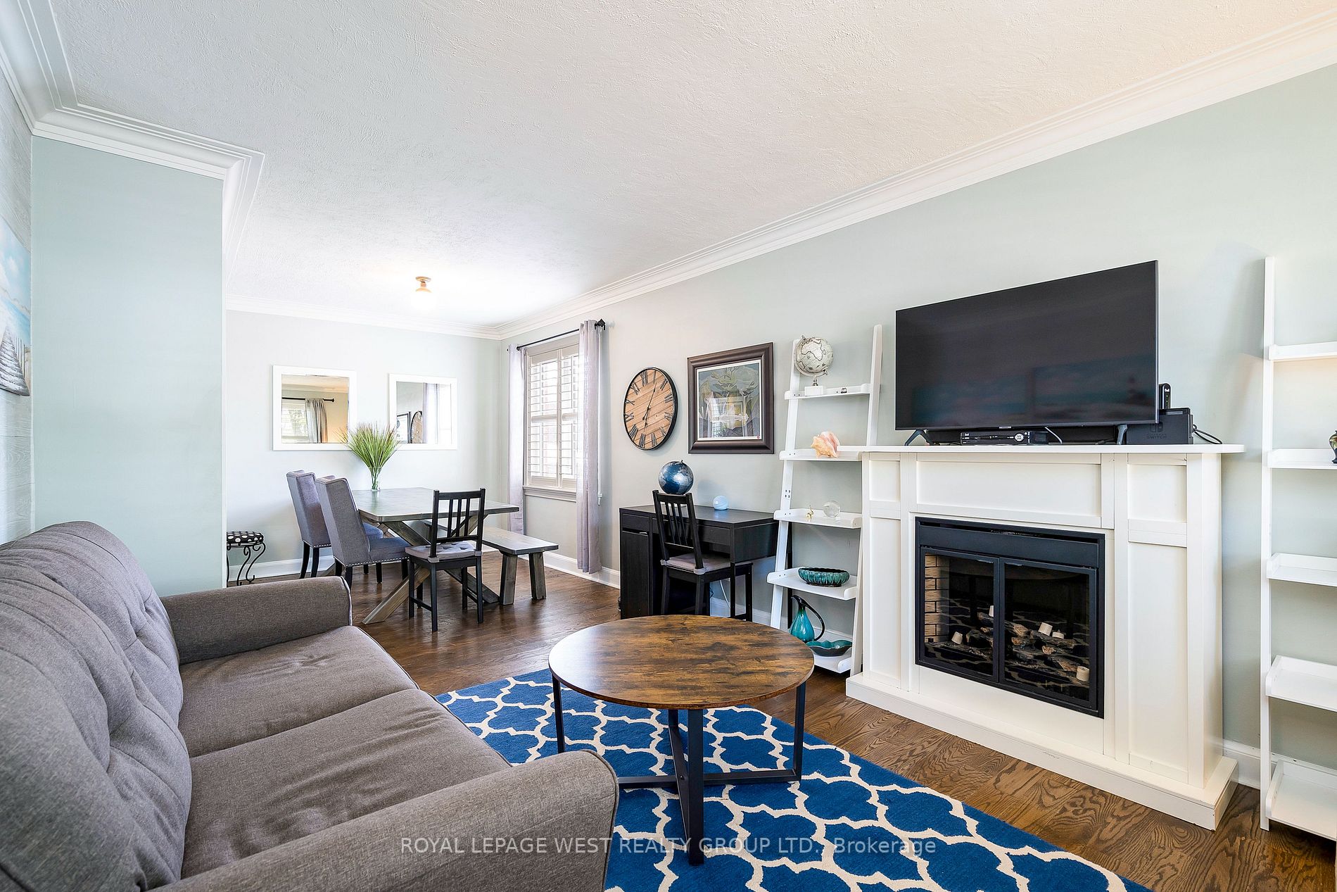 95 Ellins Ave S