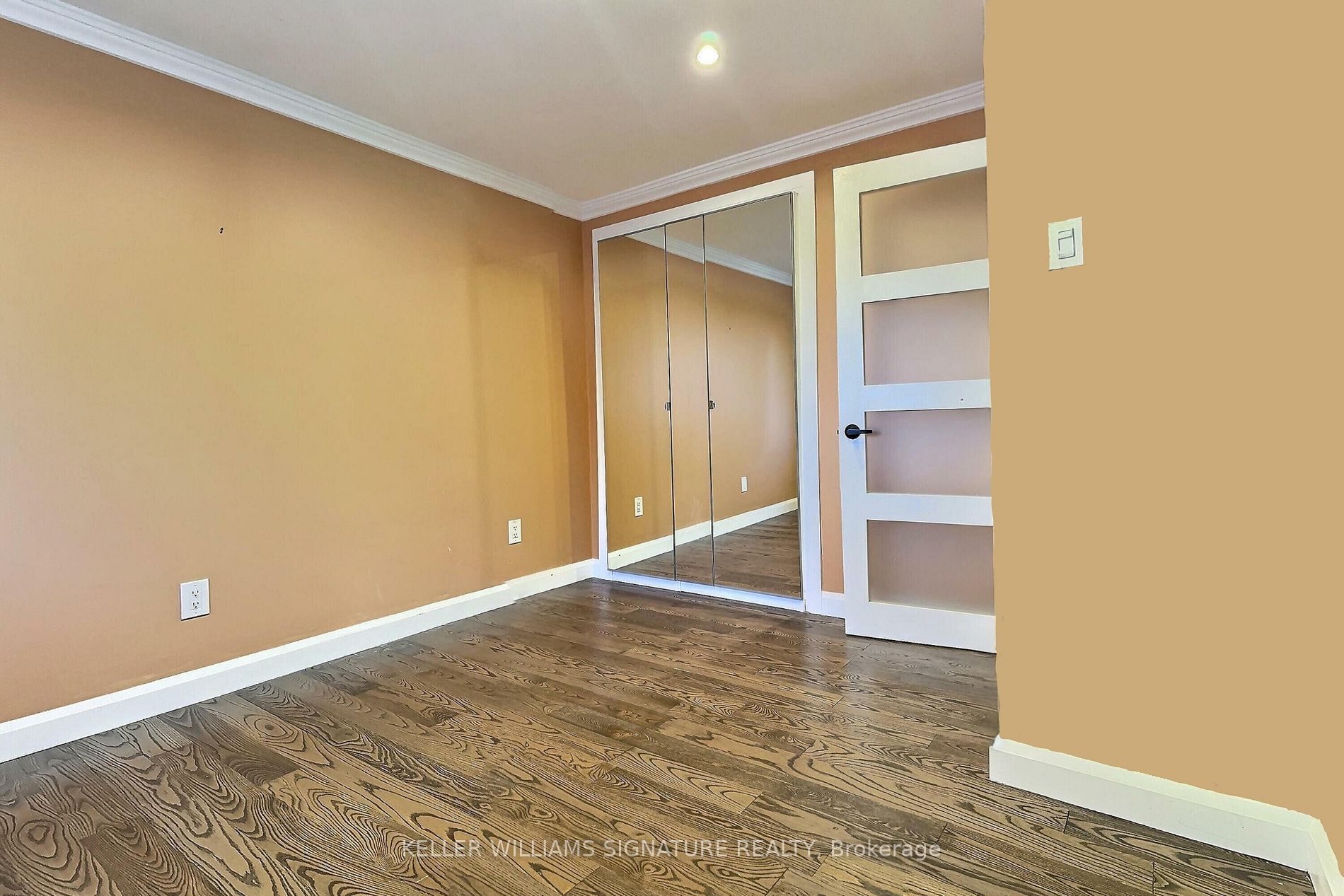 2130 Jenner Court