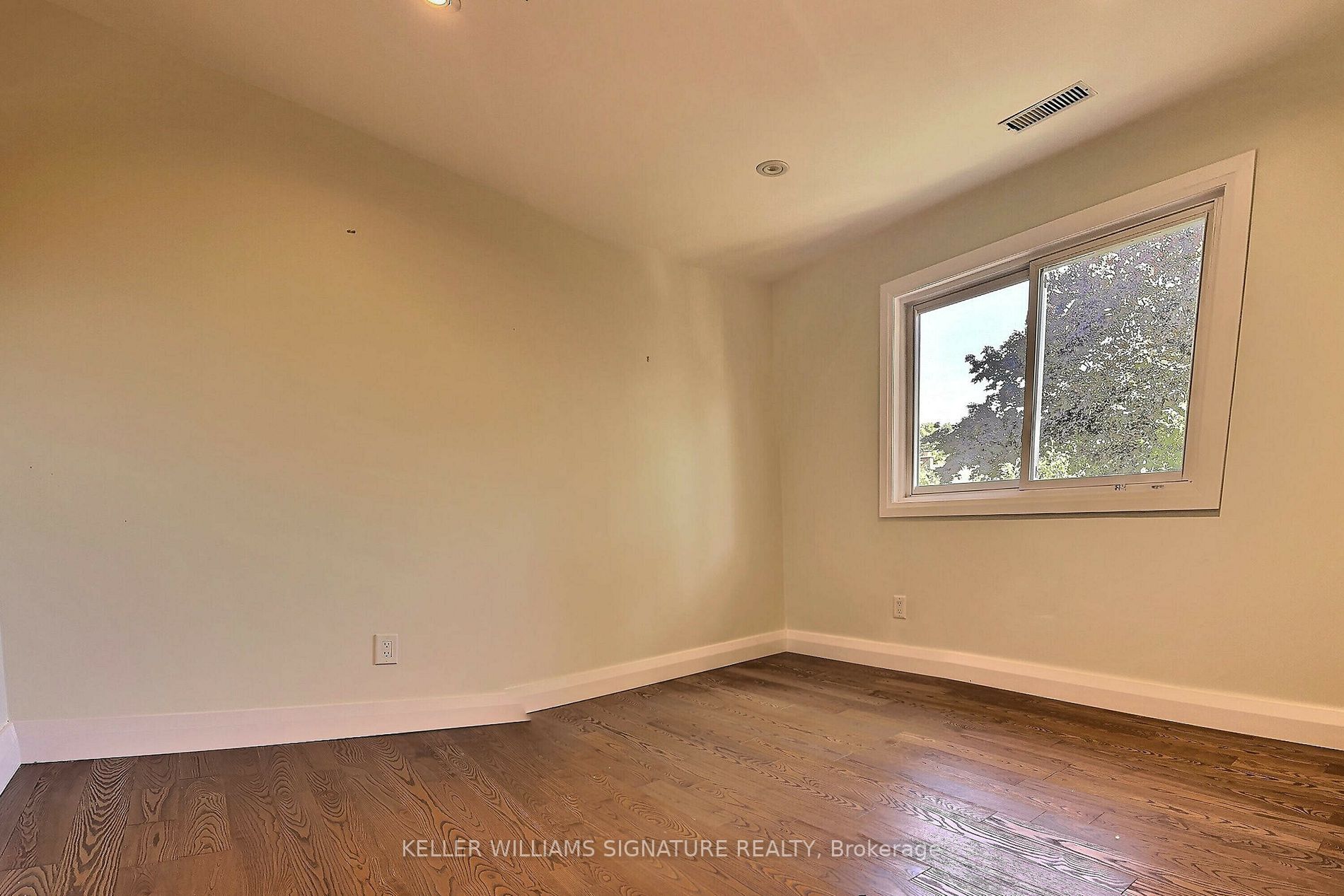 2130 Jenner Court