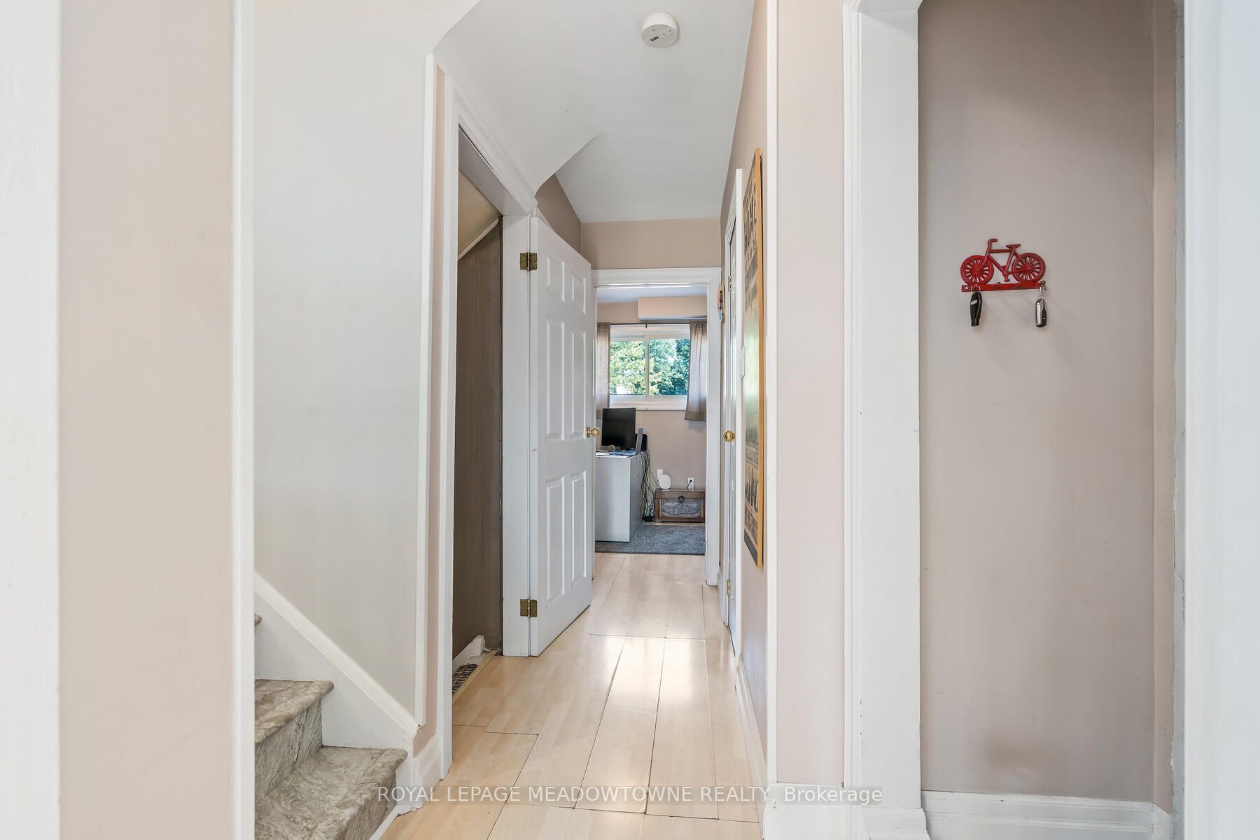 2 Metcalfe Court