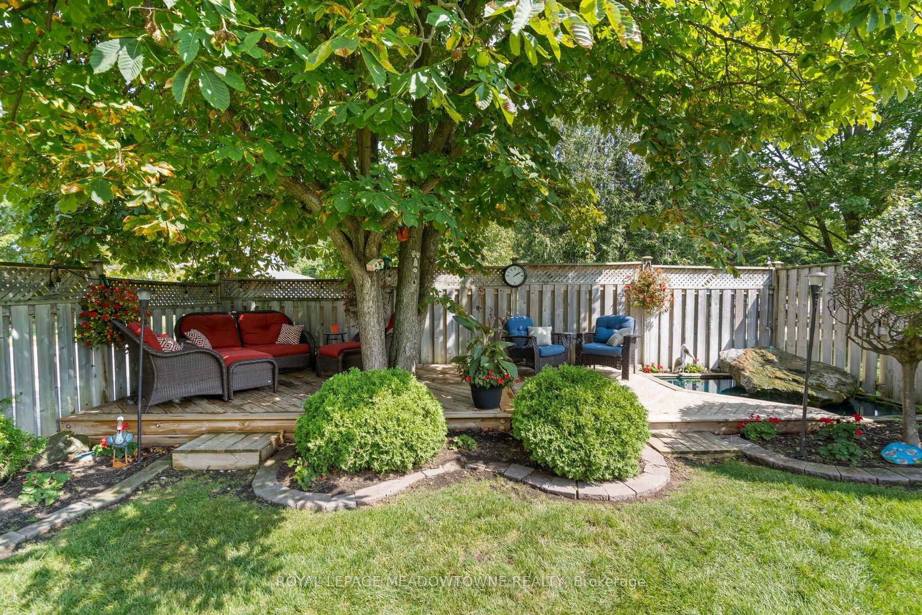 2 Metcalfe Court