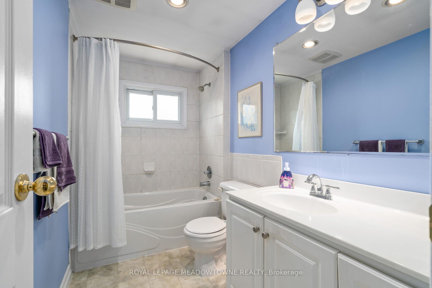 2 Metcalfe Court