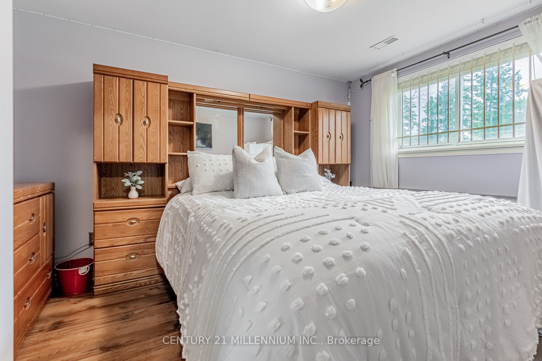 4 Birchview Drive