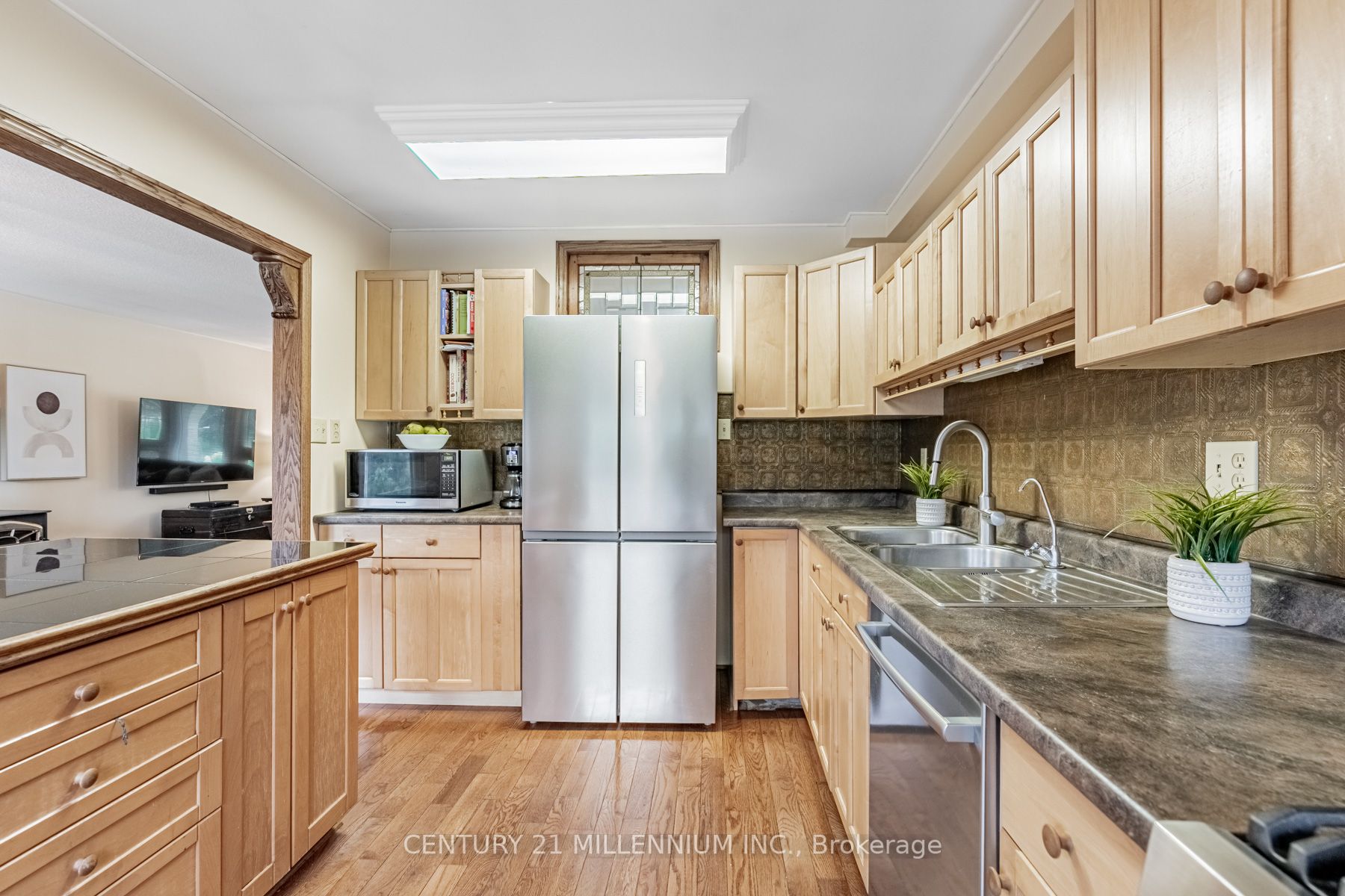 4 Birchview Drive