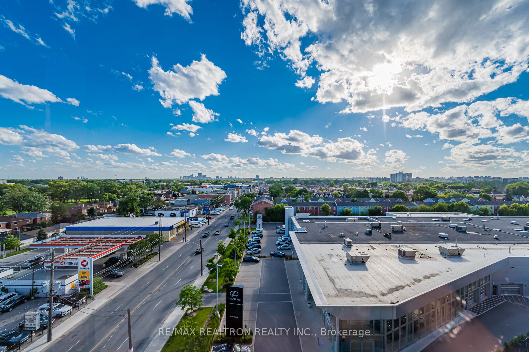 2300 St Clair Avenue W, #803