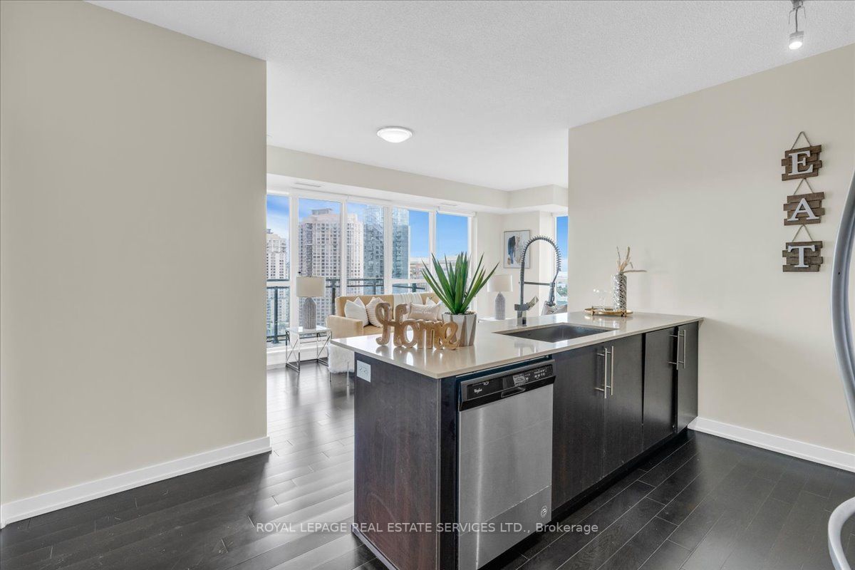 510 Curran Pl, #1909