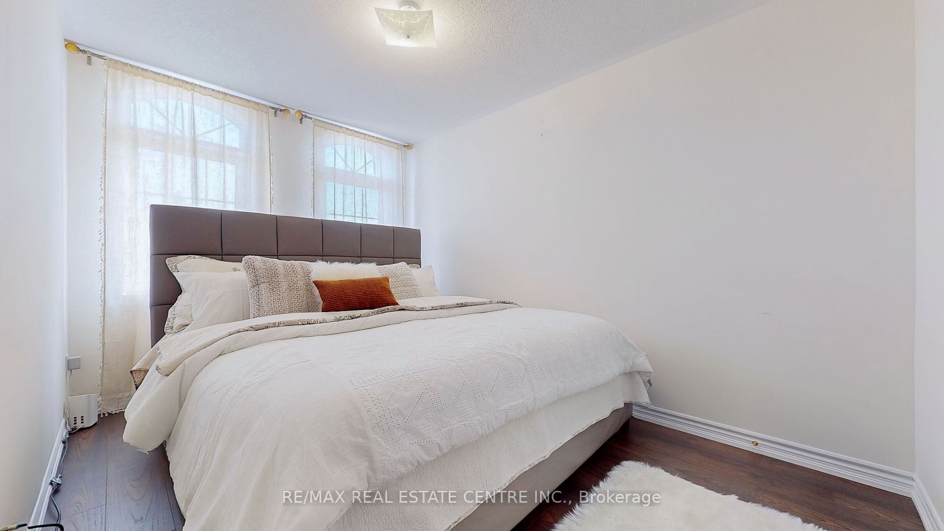 6 Sprucewood Road