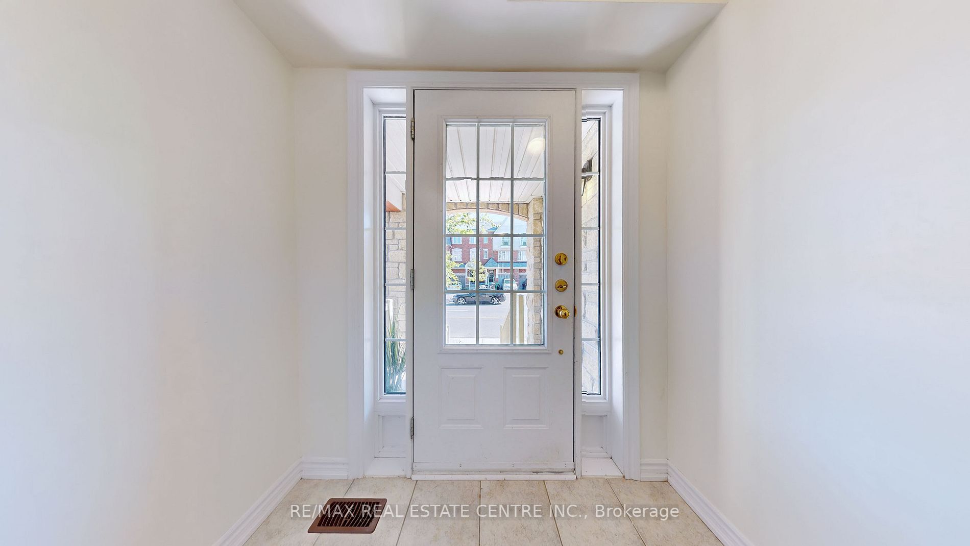 6 Sprucewood Road