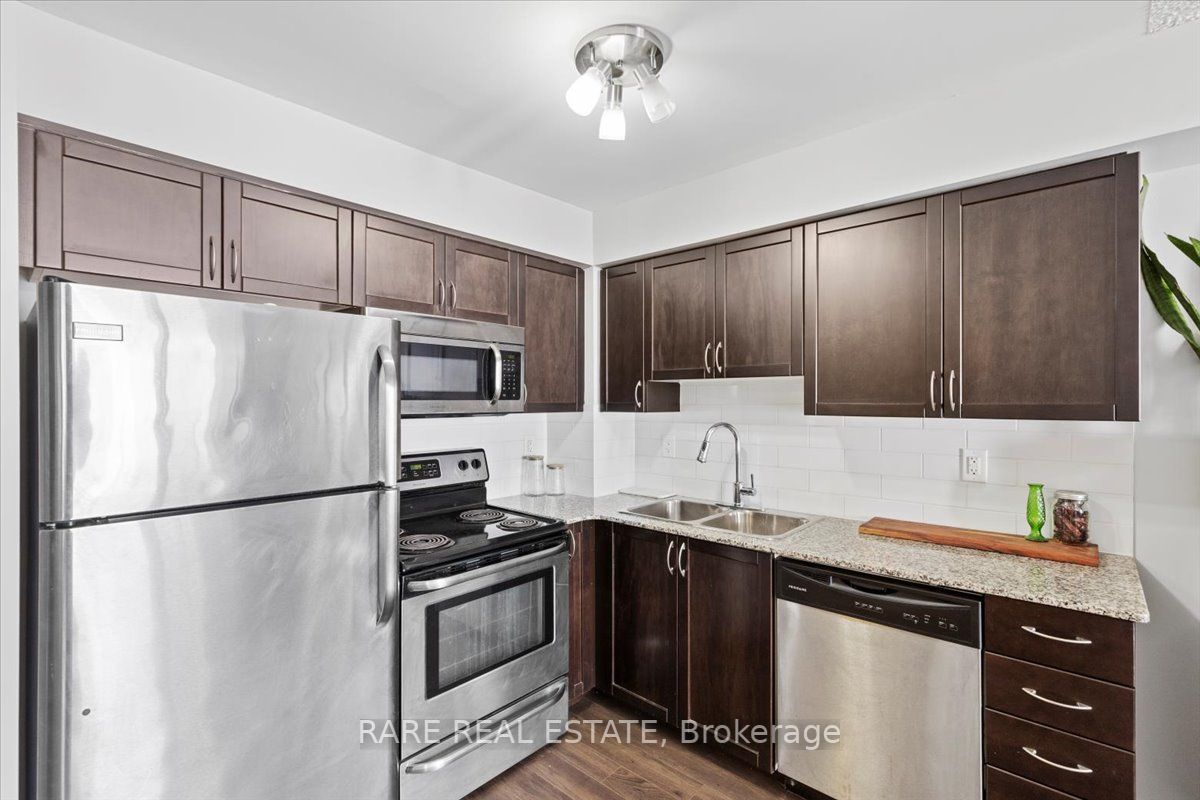 812 Lansdowne Ave, #620