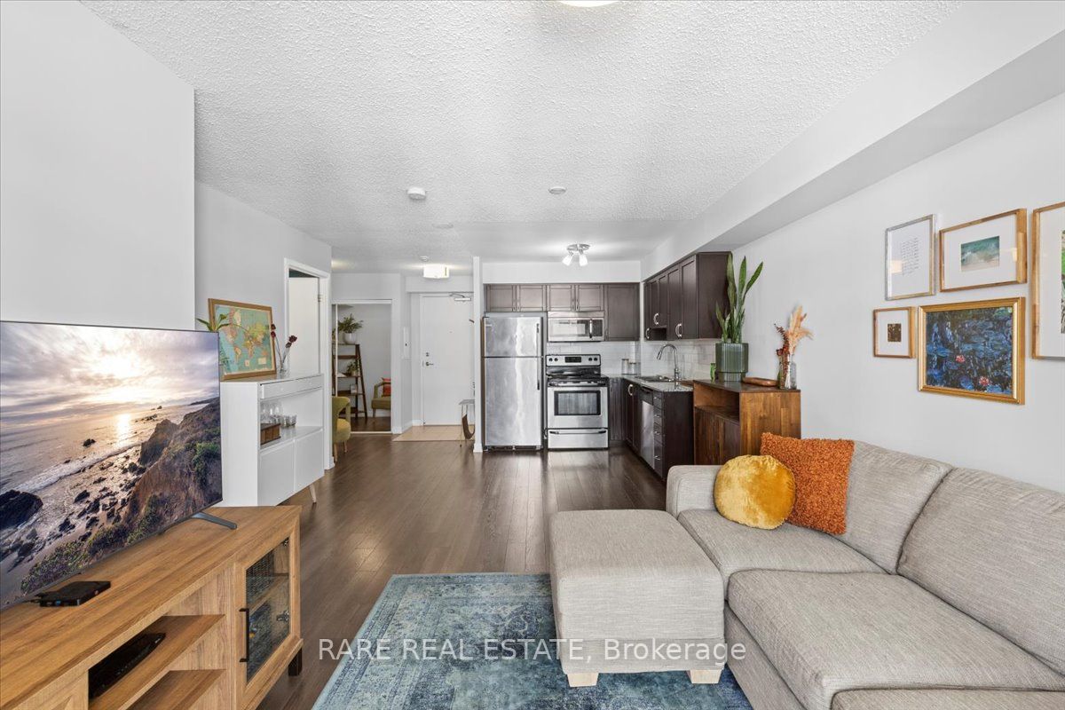 812 Lansdowne Ave, #620