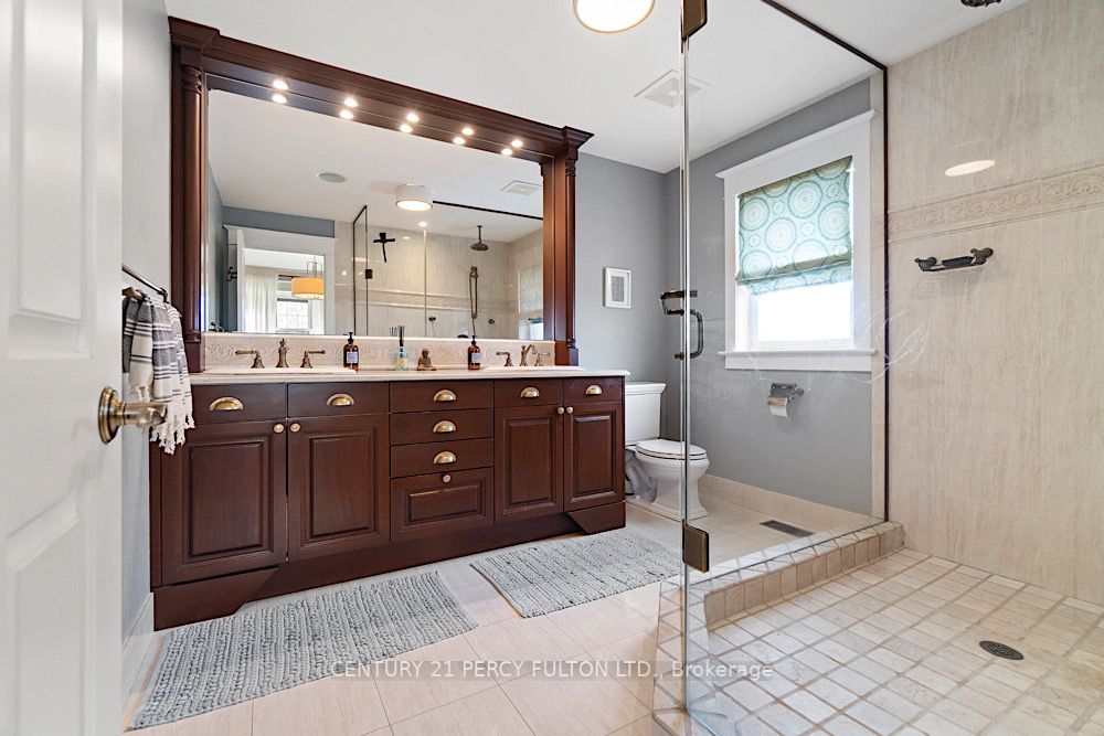 92 Queen Anne Rd