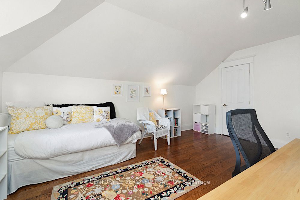 92 Queen Anne Rd