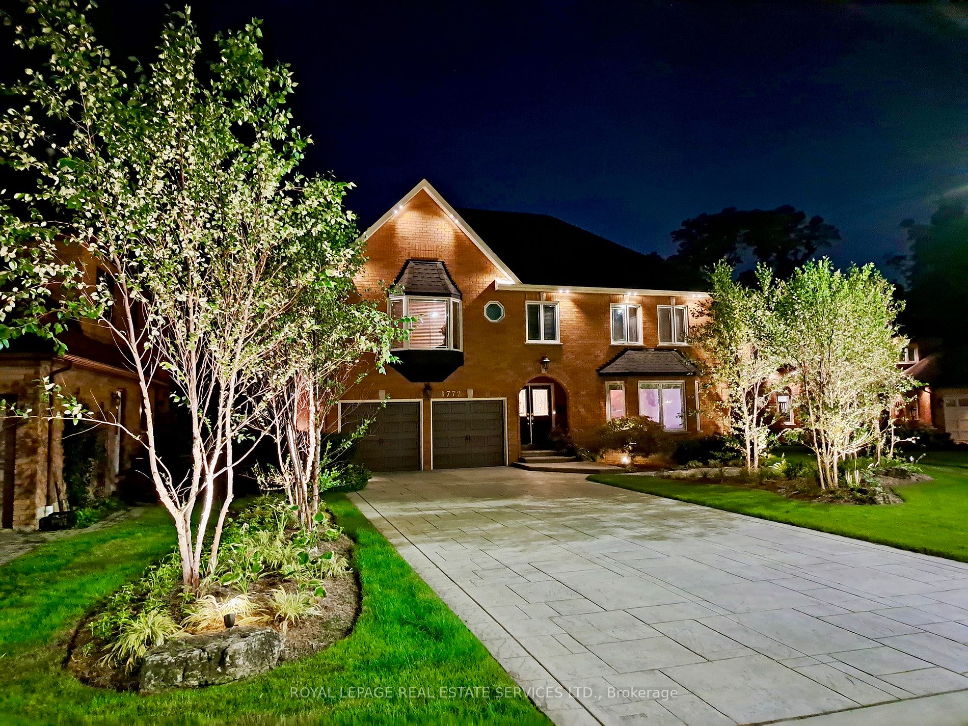 1772 Poets Walk