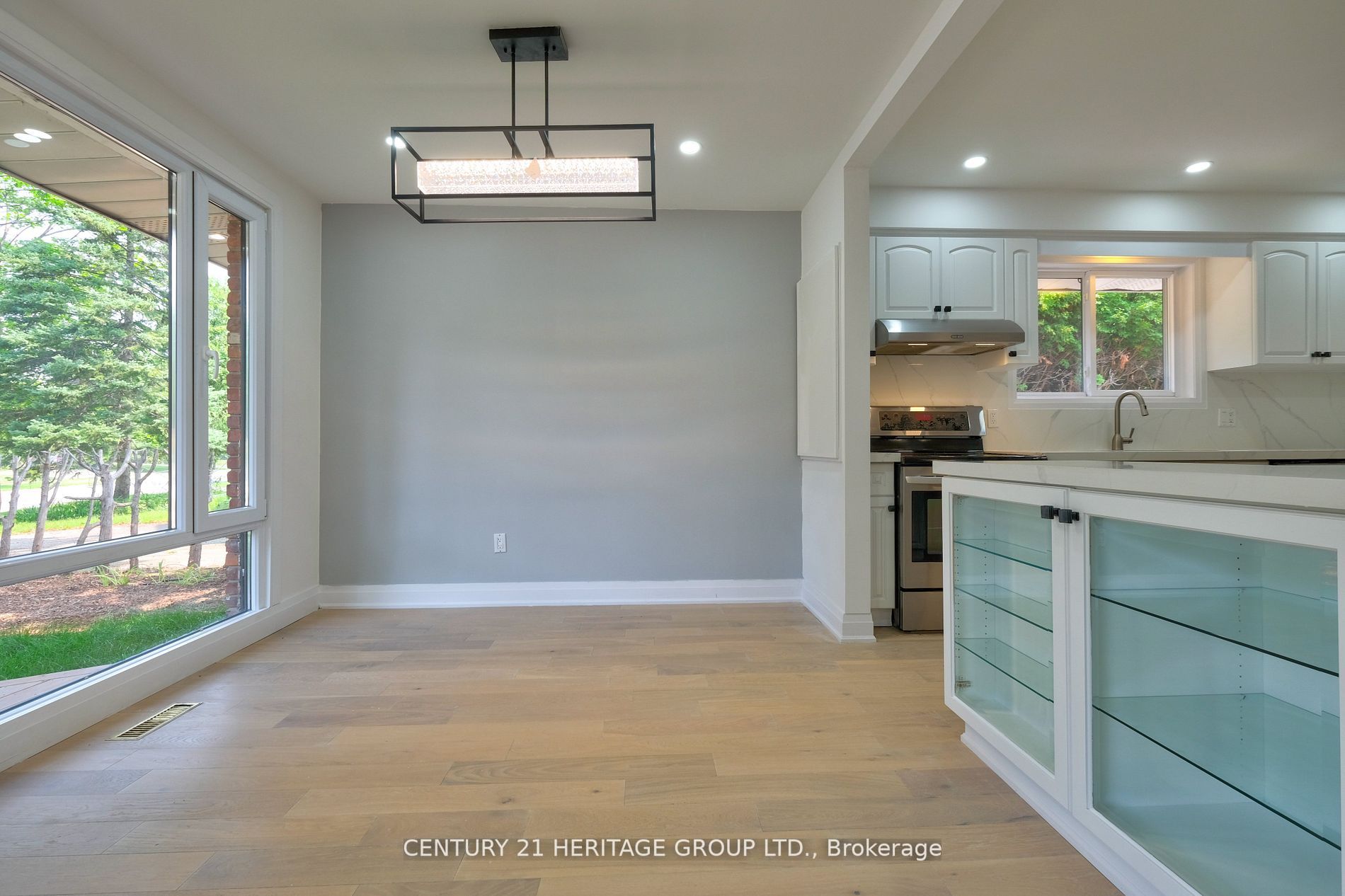 1156 Falgarwood Drive, #Main Fl