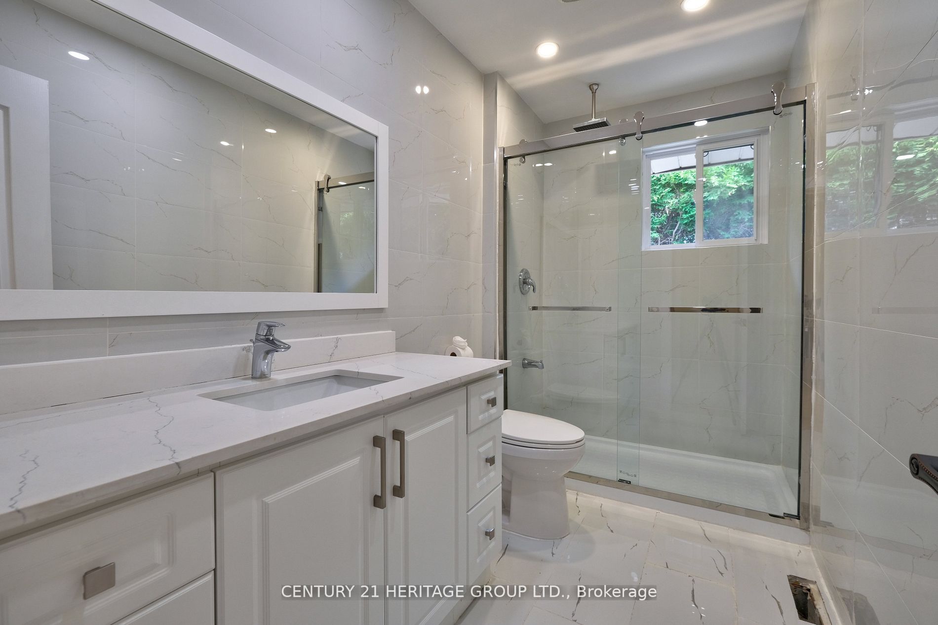 1156 Falgarwood Drive, #Main Fl