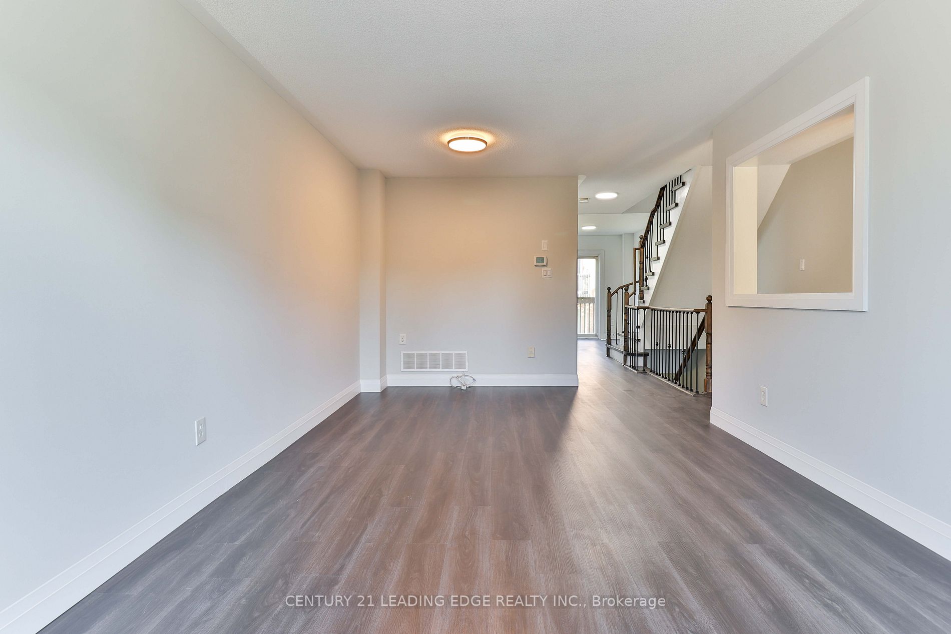 601 Shoreline Dr, #194