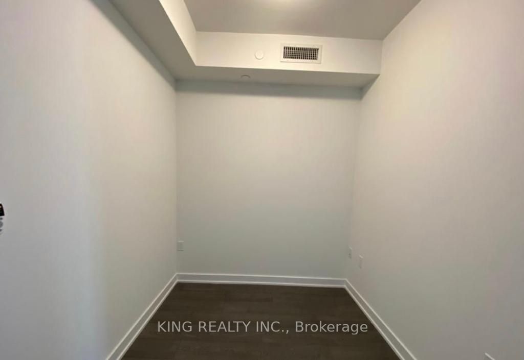 4677 Glen Erin Drive, #1803