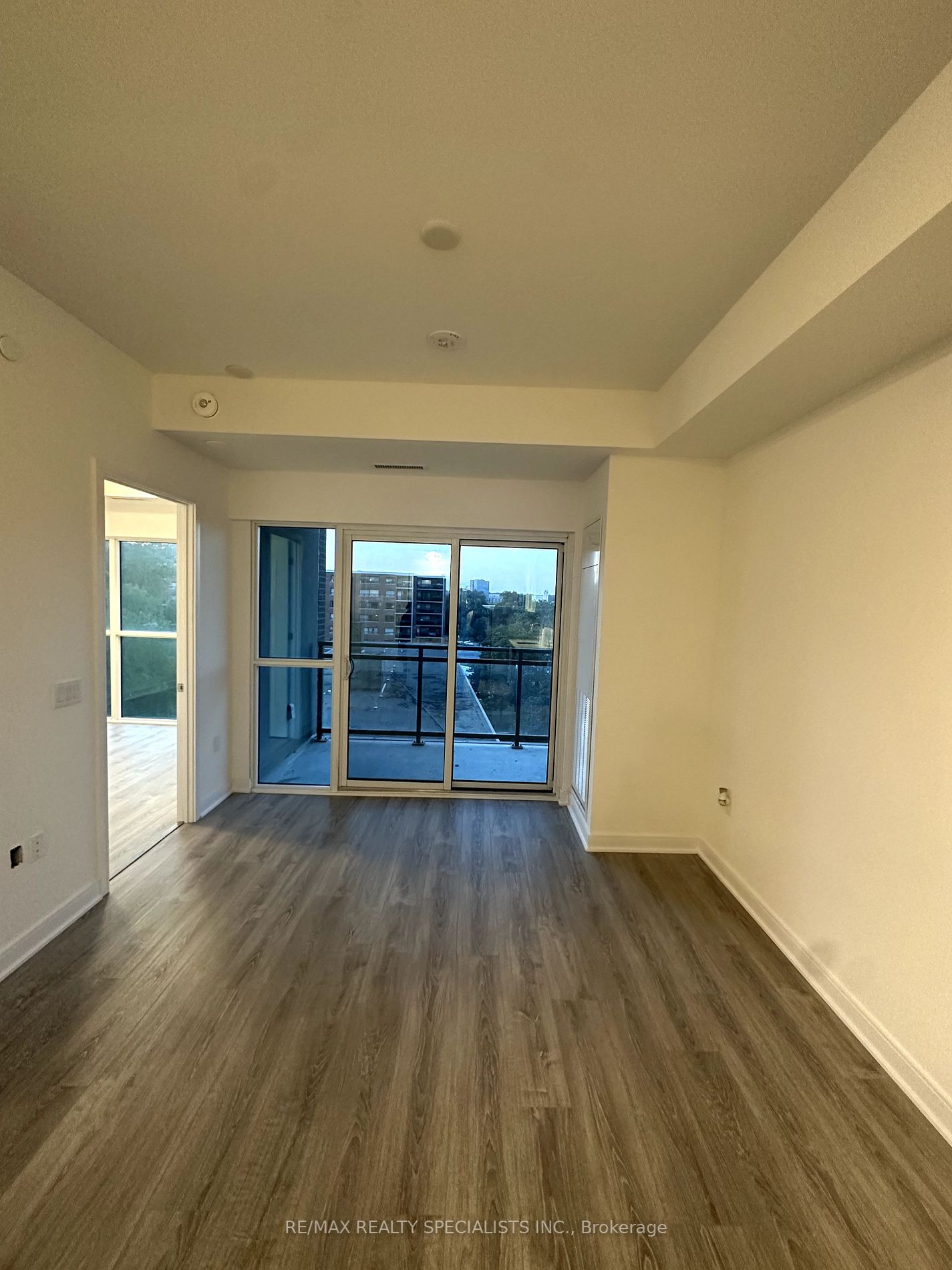 25 NEIGHBOURHOOD Lane, #611