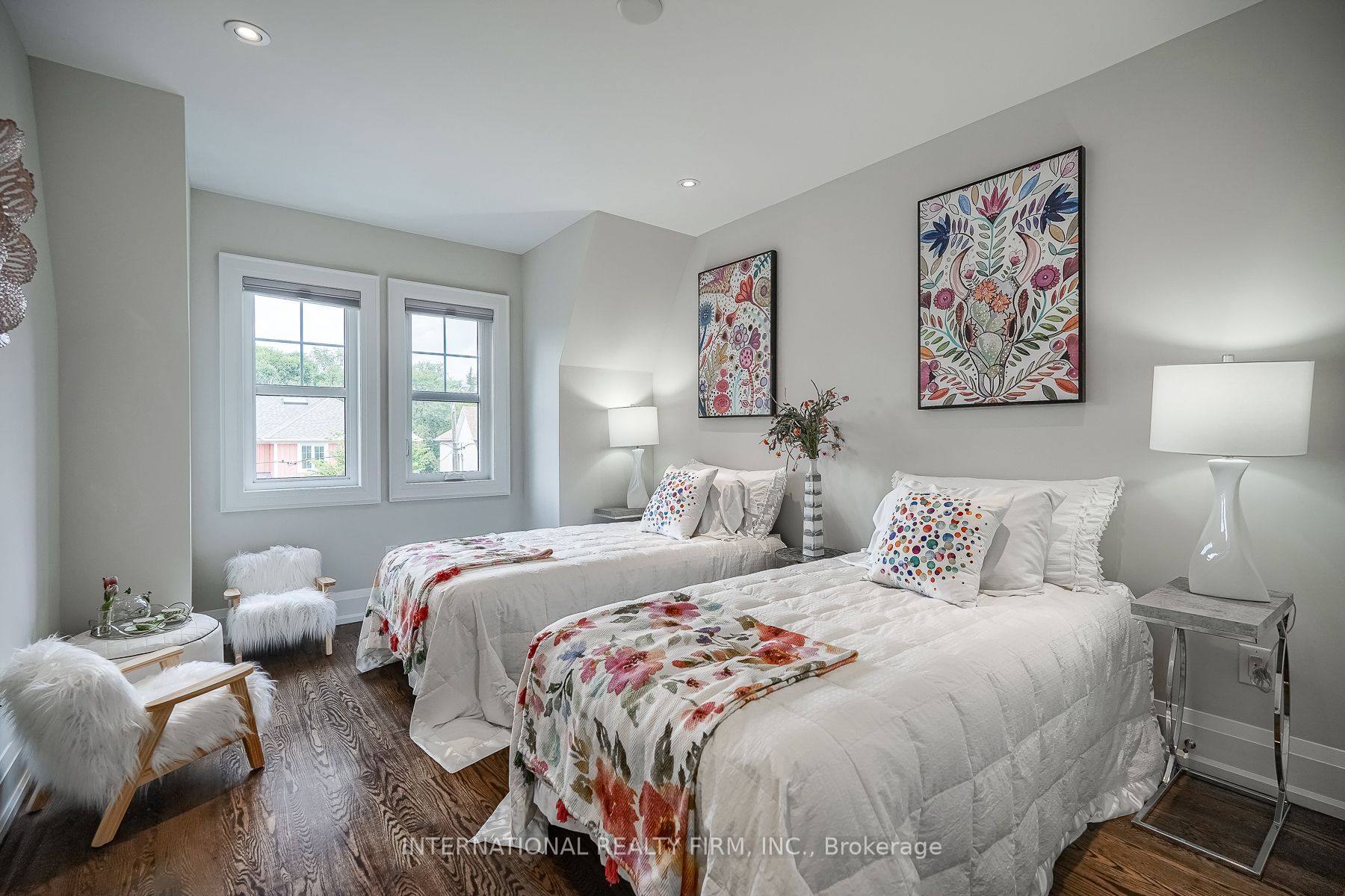 6B Shamrock Ave
